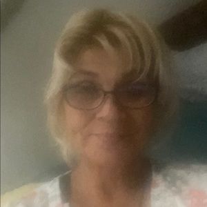 Meet your Posher, Liza